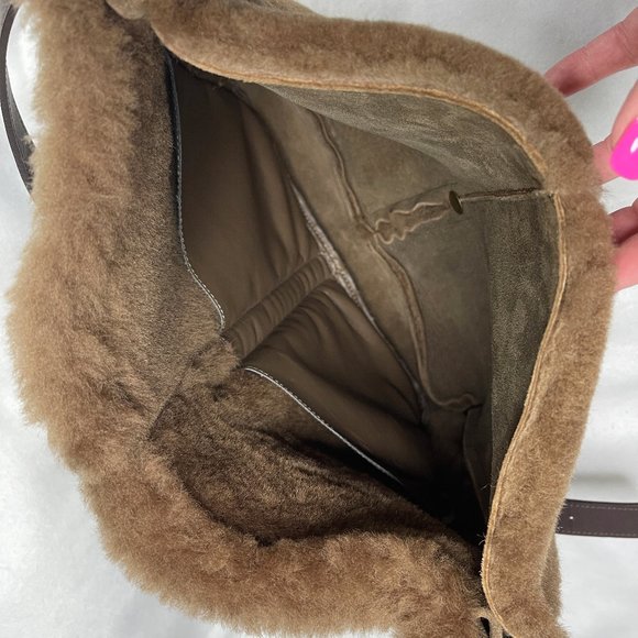 Auc Ugg Australia shearling  hobo/shoulder bag - Picture 11 of 16